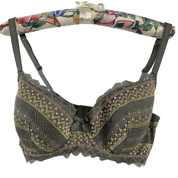 Etam Womens Lace Underwire No 4 Le Light Bra‎ sz 32E Green Adjustable Straps
