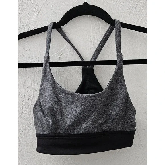 Lululemon Womens Sports Bra Racerback Two Tone Gray Black Size‎ 2 EUC Logo
