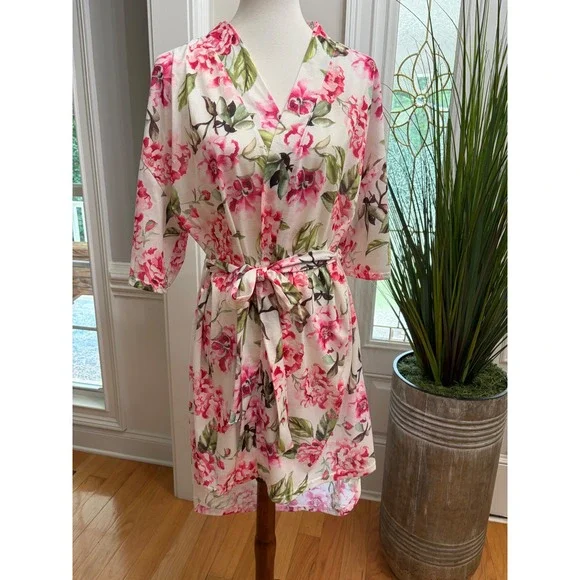 Show‎ Me Your MuMu Bri Garden of Blooms Floral Robe One Size High Low Hem