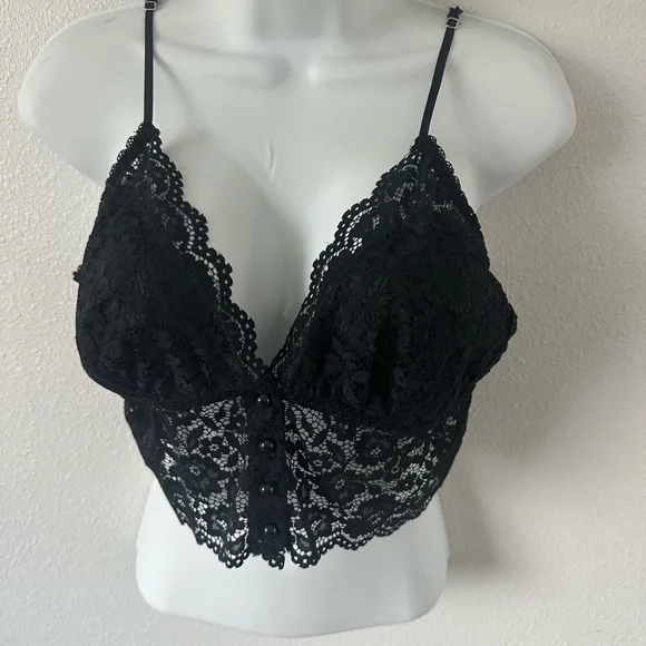 Chic Black‎ Lace Bralette