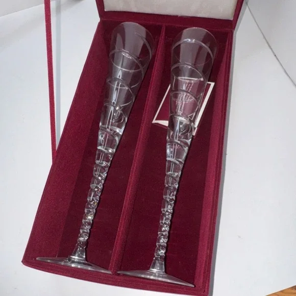 Crystal Legends by Godinger Clear Crystal Stemmed Champagne Flutes Set of 2