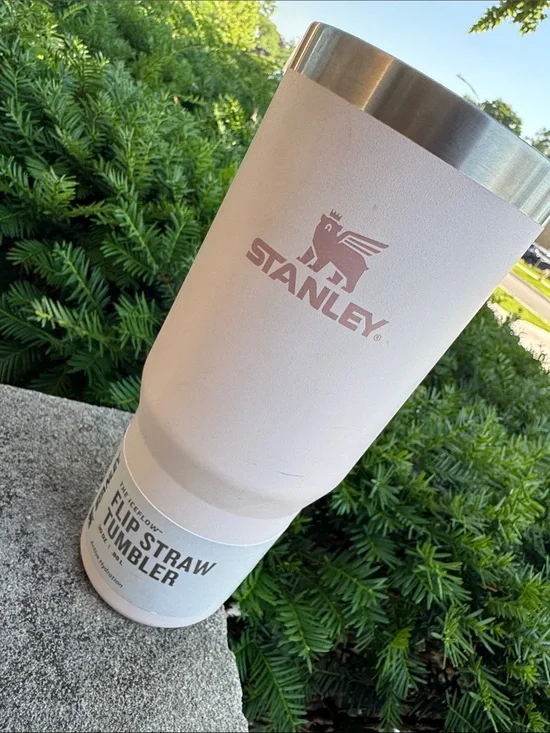 Stanley Light Pink Flip Straw Tumbler with Stainless Rim NO TOP