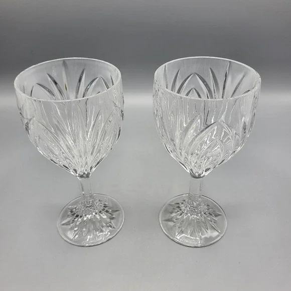 Mikasa Crystal Wine Water Goblets Park Lane Set of 2 Clear Glass Stemware 6.5