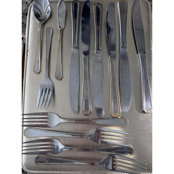 Towle Hard To Find Stainless Flatware‎ Beacon Hill Pattern With Gold Trim. 3126