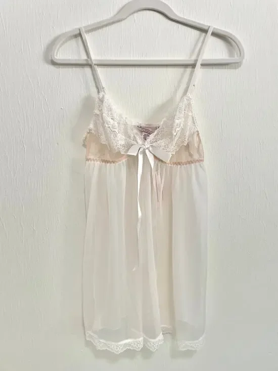 Victorias Secret Womens Babydoll Lingerie Top M White Lace Sheer Coquette NWT