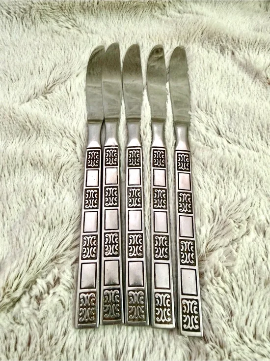 Vintage 1970’s Rebacraft Set of 5 stainless steel knives