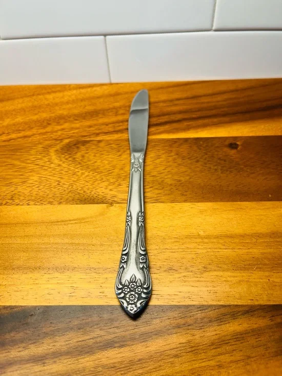 1 Modern Solid Dinner Knife Dream Rose Rogers Stanley Roberts Korea Stainless
