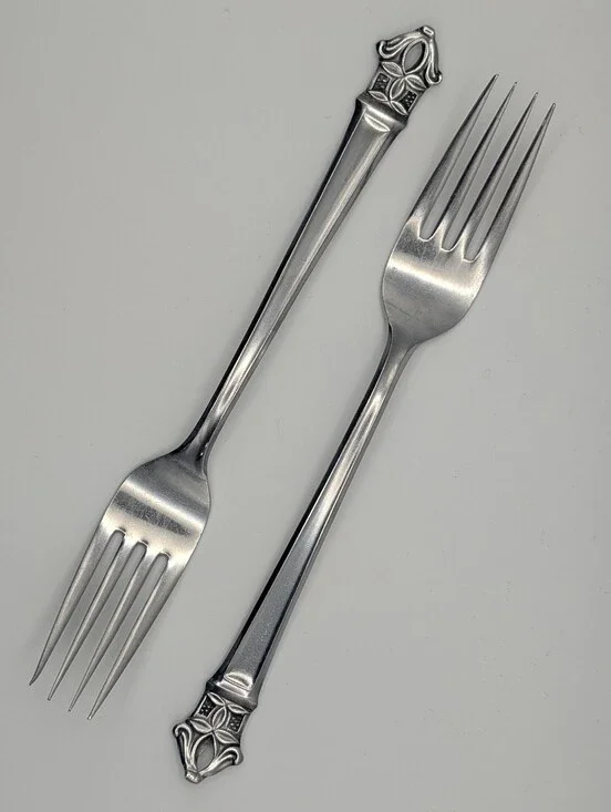Ekco Eterna Padua Custom Stainless Japan Dinner Forks - Set of 2 |  3 of 3 | MCM