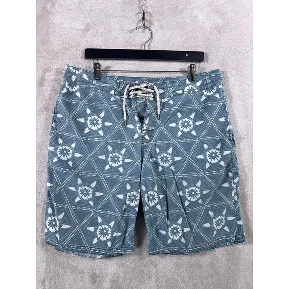 Faherty Classic Board Shorts Mens Size 34 Blue Floral Geometric Swim Trunks