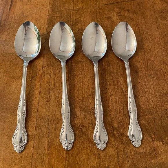 Victoria Stainless Steel Flatware Japan 4 Tablespoons