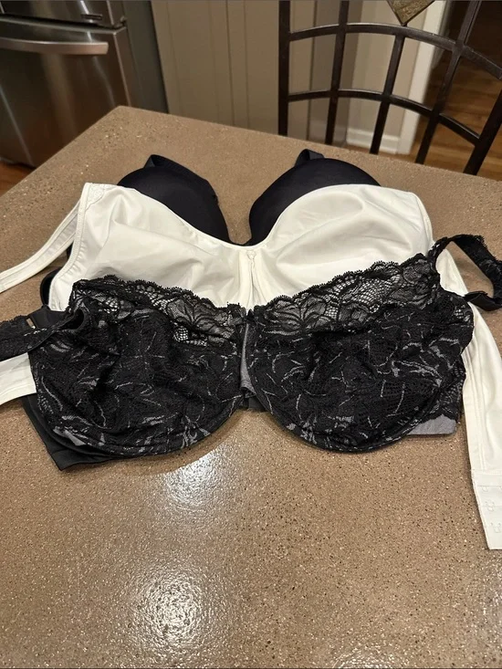 42 DD bras, Olga, Bali m and Vanity Fair