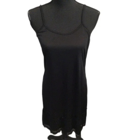 Black Slip Large L Lace Trim Women's Eikosi EUC