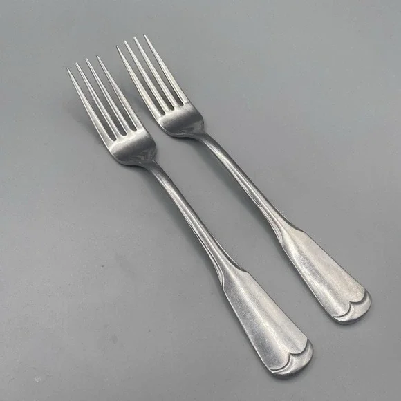 OLDE SALEM 2pcs Dinner Forks Tipped End National Stainless Japan 7.25