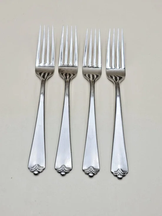 Wallace Lotus 18/8 Stainless Steel Set 4 Dinner Fork Flatware
