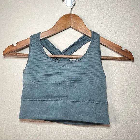 Alphalete‎ Revival Vault Sport Bra Size Small