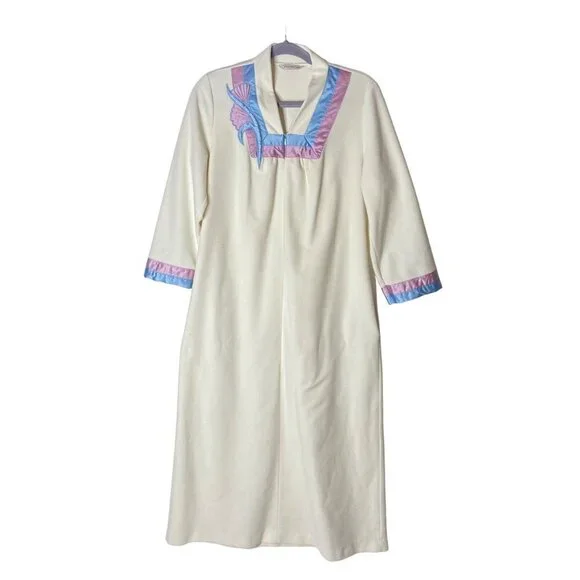 Vanity Fair Vintage  Robe Satin Trim Pockets 1/2 Zip Off White USA Sz M Petite‎