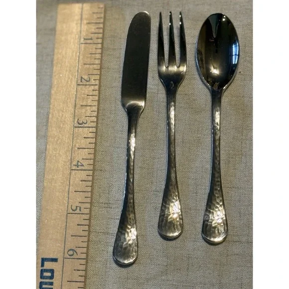 Ginkgo Helmick Hammered 18/10 Stainless Steel Flatware Set - High Quality 30 Pc