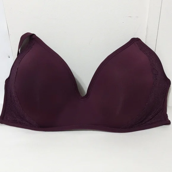 Parisian Intimates‎ Purple Lace Bra