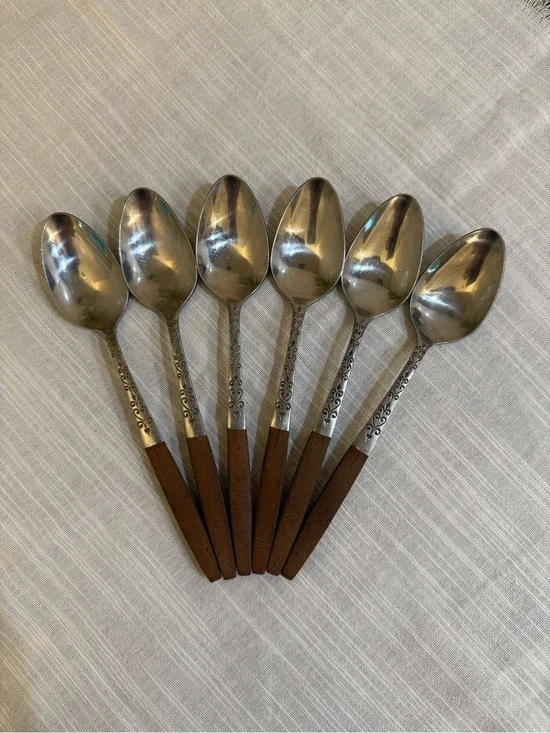 Interpur Japan MCM Stainless INR2 Dinner Spoons Hearts Wood Handles Set of 6