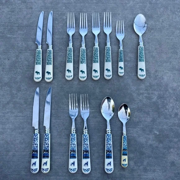 Tienshan Mixed Wildlife Flatware Lot Stainless Steel Wolf Moose Cabin Lodge 14pc