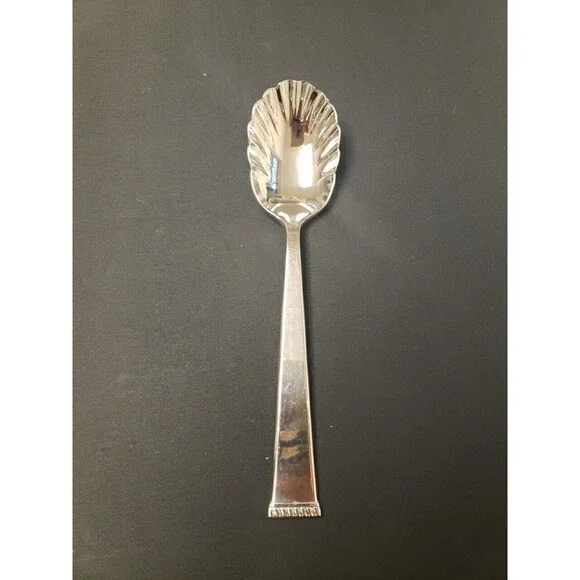 Reed & Barton CLASSIC BRAID Sugar Shell Spoon 6 3/8 