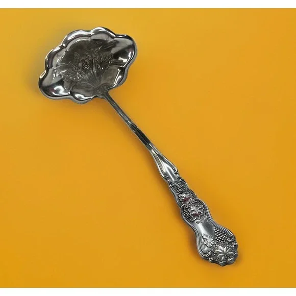 Vintage ASCO Ladle Spoon Moselle Grape Vine Clam Shell Serving Silver Plated