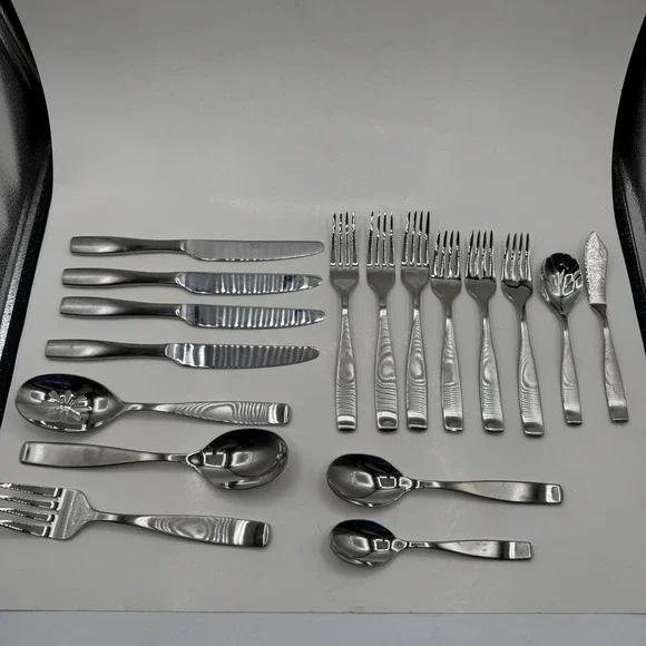 Mikasa Satin Loft Stainless Serving Dinner Flatware 17 Pieces Forks & Teaspoons