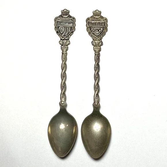 Florida Souvenir ST Augustine, FLA Lady Beach Palm Tree 4 3/4 Travel Spoon Klepa