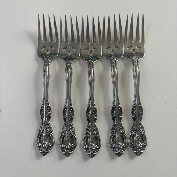 Oneida Michelangelo Stainless Steel Cocktail Forks Set of 5 Pierced Seafood 6in