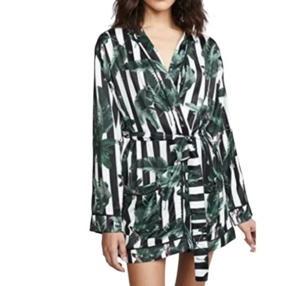 🆕 Plush Revolve Robe Women’s Black White Stripe Jungle Print Tropical XS