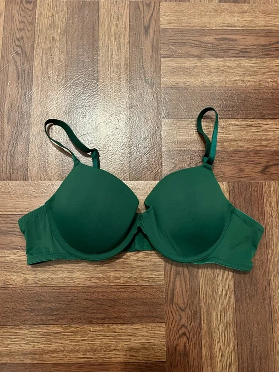 Target Green Bra with Smooth Finish