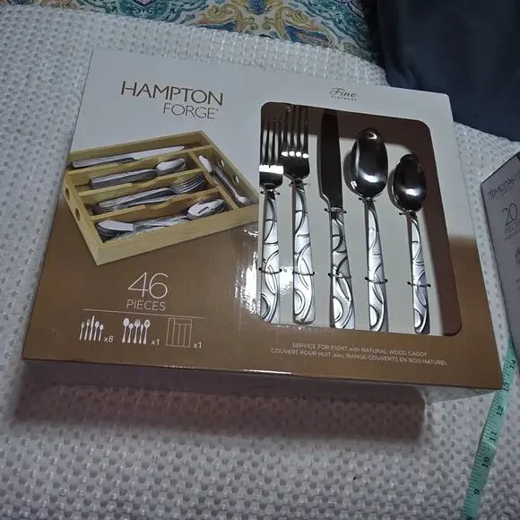 HAMPTON FORGE 46 PC STAINLESS FLATWARE SET