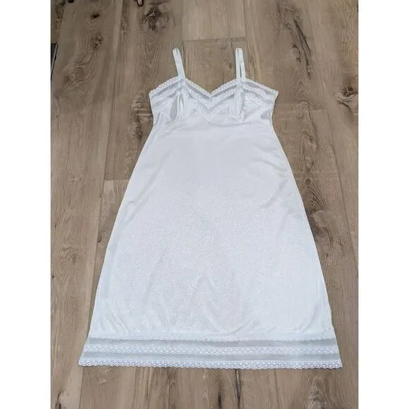 Vintage Rich Form White Nylon Full Slip Lace Trim Size 36 Bridal Coquette Boho