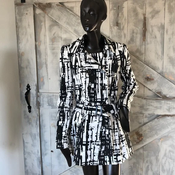 Takara belted abstract Trenchcoat black white Size Medium