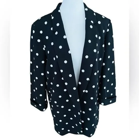 Black Label by Evan Picone black & white dot open front blazer 3/4 sleeve size M