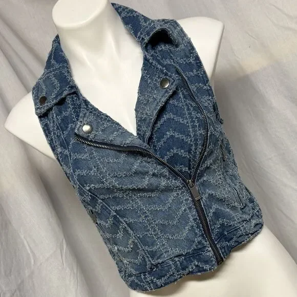 BKE Outerwear Vest Distressed Textured Denim Women’s Zipper Closure Blue Small