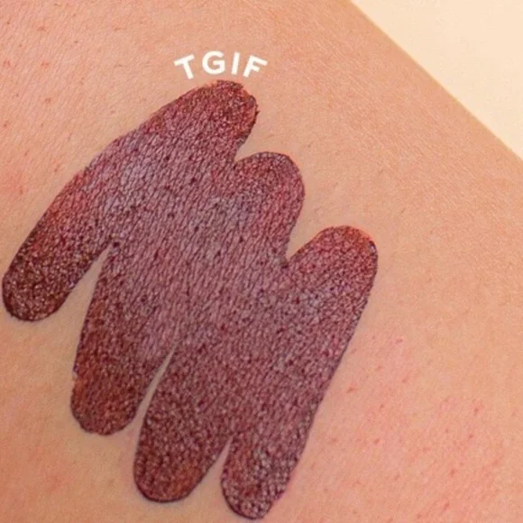 Revolution‎ Beauty London Velvet Kiss Lip Crayon – TGIF