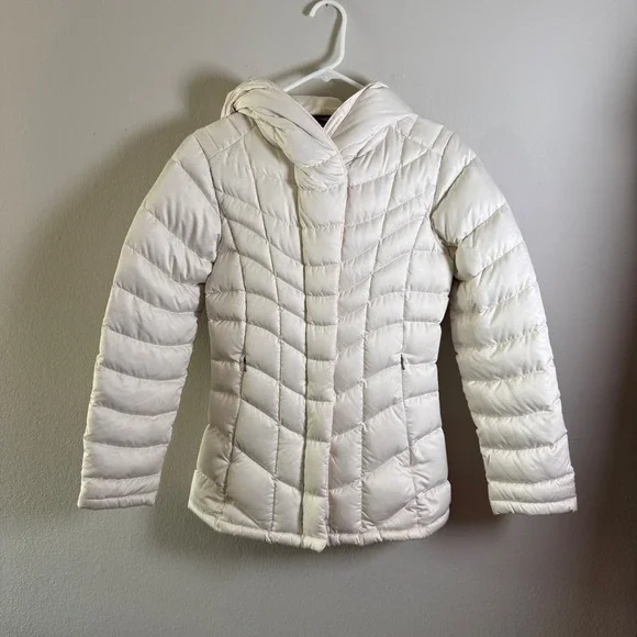 Patagonia Fiona Down‎ Parka Jacket Womens XS Cream Off White Hooded Puffer 28350