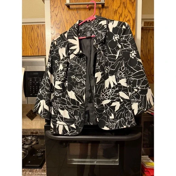 East 5th Womens Black‎ White Floral Textured Blazer Jacket 3/4 Sleeve Large