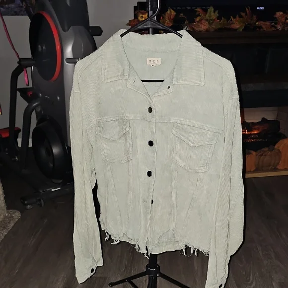 POL Womens Super Cute Like New Sage Green Corduroy Jacket. Adorable!