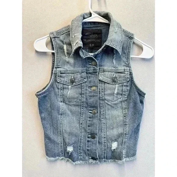 Silver Vest Women’s Small Blue Jean Denim Cropped Moto Trucker Biker Distressed‎
