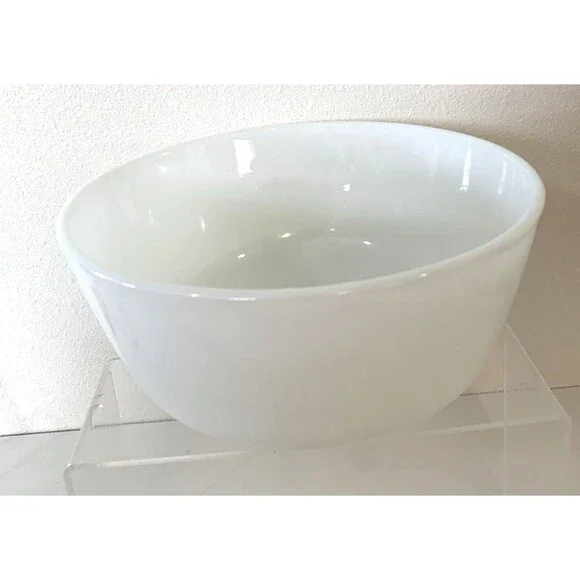 VTG Anchor Hocking Fire King Milk Glass 8