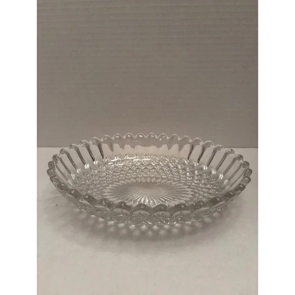 Vintage Clear Pressed Glass Oval‎ Bowl Diamond Point Sunburst Scalloped Rim 8.5