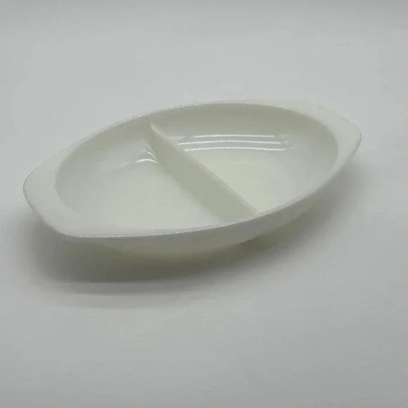 Vintage‎ Pyrex White Milk Glass Divided Serving Dish Platter Bowl 1 1/2 QT #1083