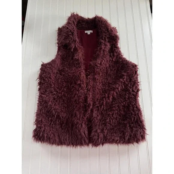 Ophelia Roe 1X Burgundy Faux‎ Fur Vest Open Front Pockets Cozy
