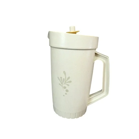 Vintage Tupperware 800-8 Pitcher Almond Tan 2 Quart Push Button‎ Lid Floral 9in
