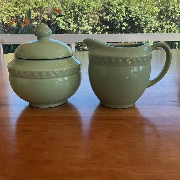 Southern Living at Home Gail Pittman‎ Hospitality Sage Green Cream & Sugar Set