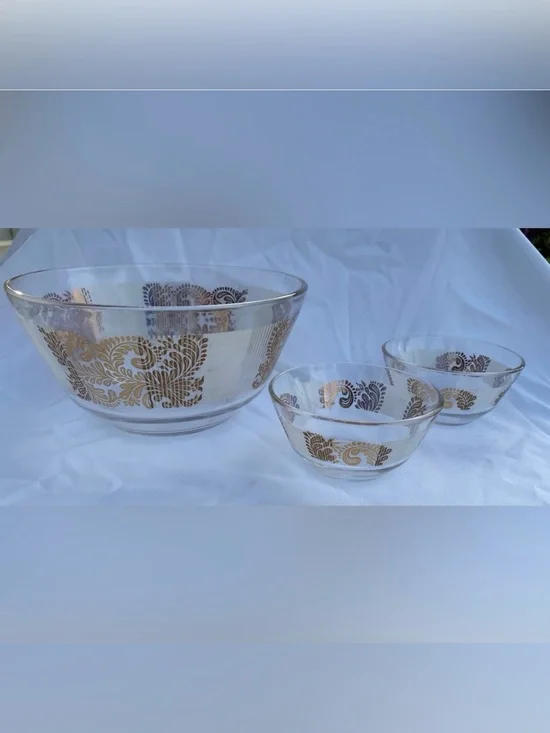 Federal Glass MCM Salad Set Clear White With Gold Paisley Serving Bowl 2 Bowls