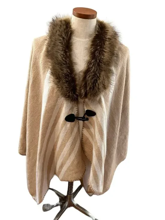 Jane & Berry Faux fur trim Cape Tan Cream