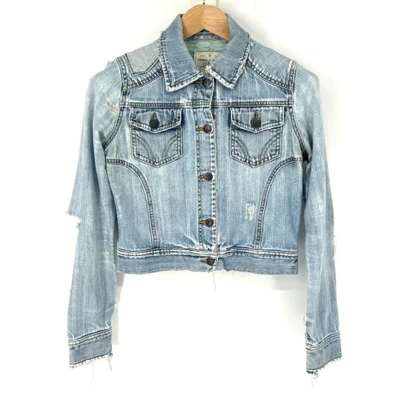 Roxy Crop Jean Jacket Womens Size M Blue Cotton Denim Distressed‎ Light Vtg Wash